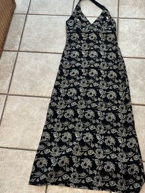 Laundry By Shelli Segal Black and White Backless Halter Maxi Dress